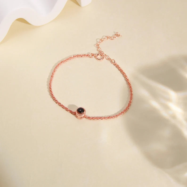 Cross Chain round Projection Bracelet